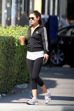 Sportosan, mint Mila Kunis