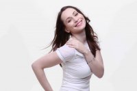 Hámori Gabi fiatalságának titka - Bőrápolás, divat, életmód, stílus