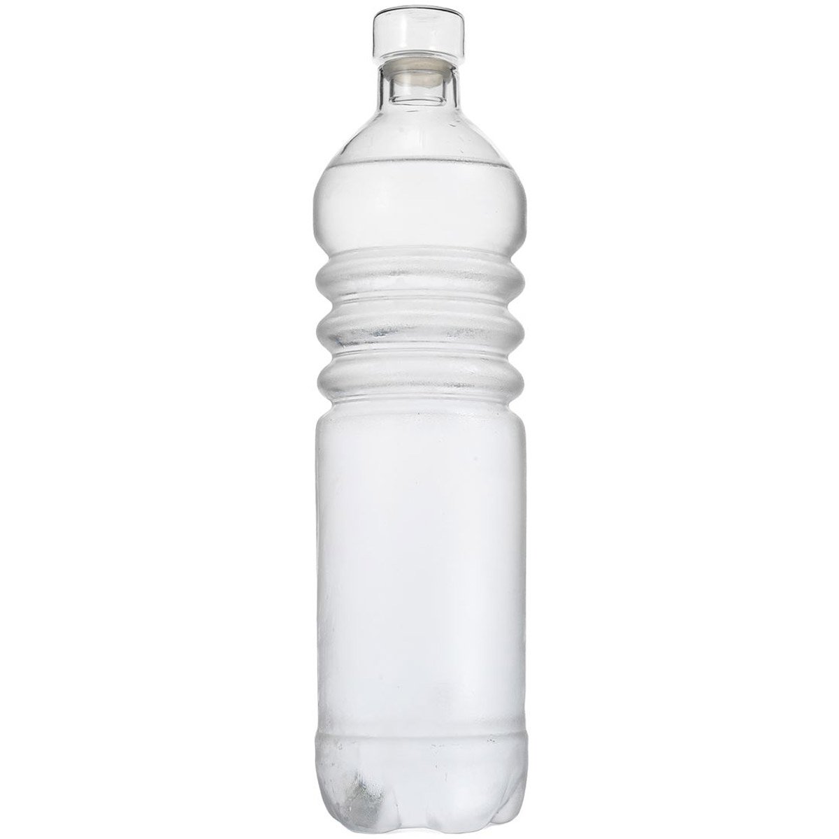 Прозрачные бутылки для воды. Бутылка. Пластиковая бутылка. Пластиковая бутылка для воды 0.5. Прозрачная пластмассовая бутылка для воды.