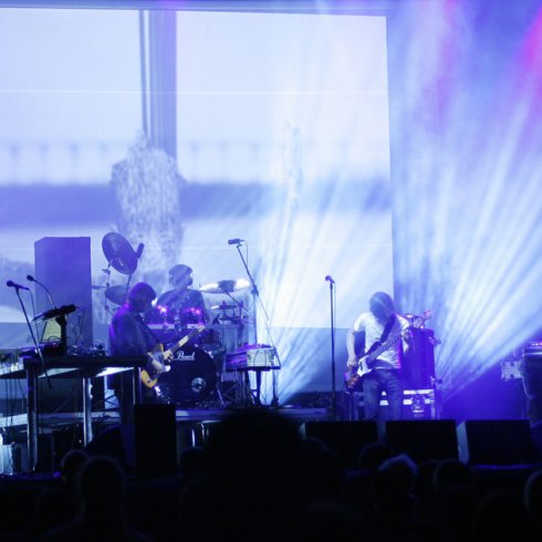 Márkázott zenék, dallamba rejtett milliók