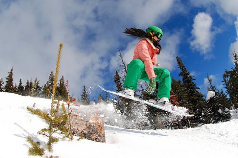 Trendi Disney snowboardok a Burtontől