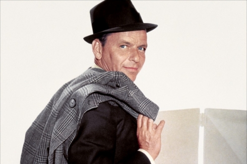 Frank Sinatra Budapestre érkezett