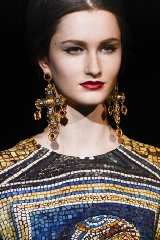 Jézuskás táska, szentképes platform