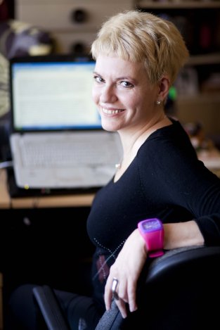 Interjú Rados Virággal