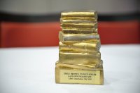 Megindult a harc az Aranykönyvért - Fesztelen mindennapok, divat, életmód, stílus