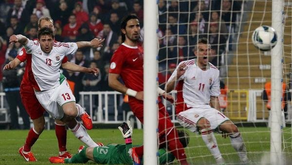 Döntetlen a Törökök ellen