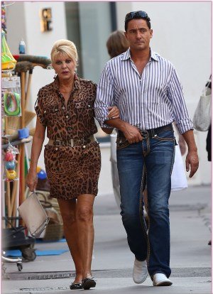 Kezeit csókolom, miben segíthetek?