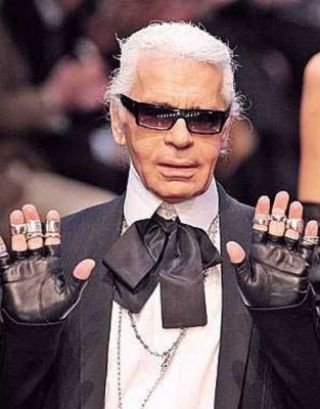 Lagerfeld egyszerűen nevetséges