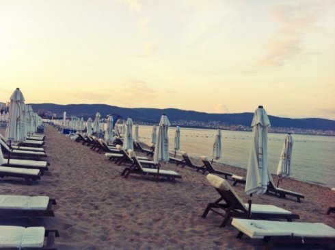 Nati jelenti a Napos partról