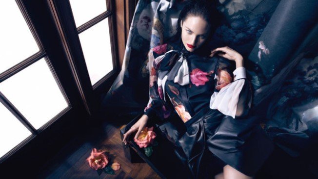 Angyal Blumarine-ban