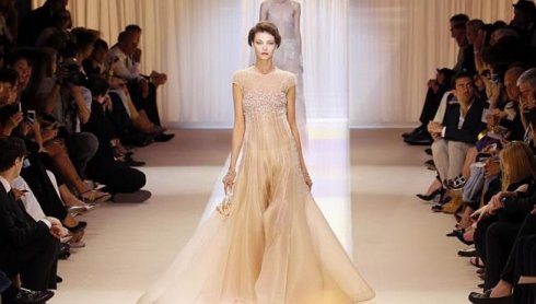 Dübörög a Couture Week Vol.2.