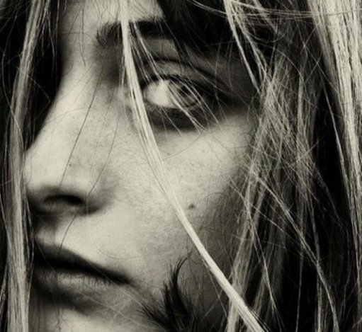 Körömlakkot venni háború idején