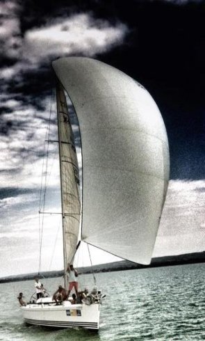 Élünk egy képeslapon