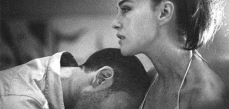 Mindenki az, aminek elsőre látszik