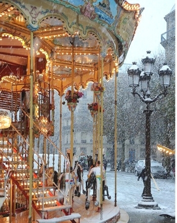 Kinek kell a pónilókínzós szemfényvesztés?