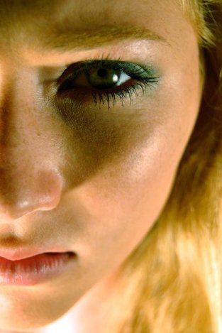 Tóth Vera: Féltékenység - méreg