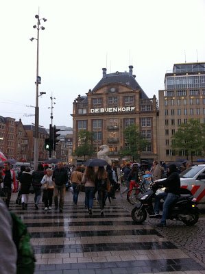 Anyaszabi Amszterdamban