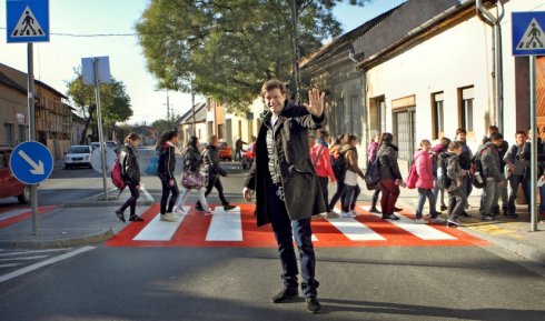 Tilla odavan a zebrákért!