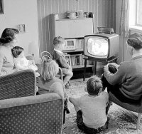 A sorozatok védelmében - Keresd a nőt!, divat, életmód, stílus