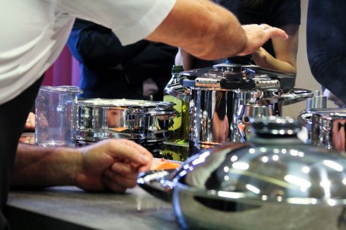 Tesztfőzésén tettük próbára az új Zepter edényeket