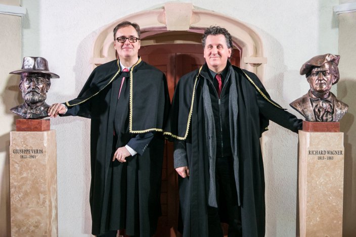 Verdi és Wagner-szobrot avattak