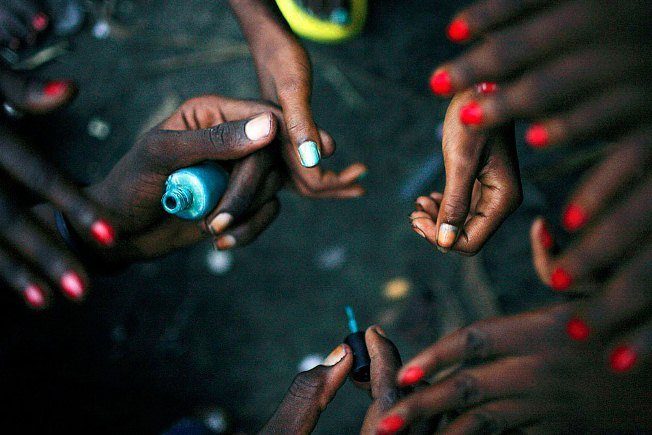 Fiatalkorú prostituáltak: sértettek vagy elkövetők?