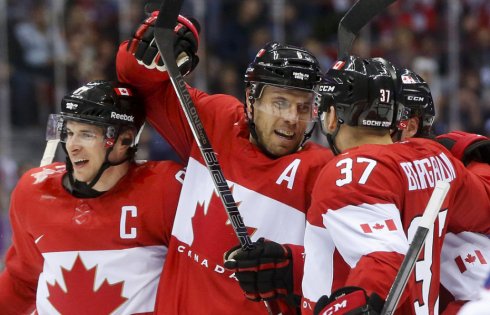 Szocsi Hoki - Svéd és Kanadai győzelem az elődöntőkben