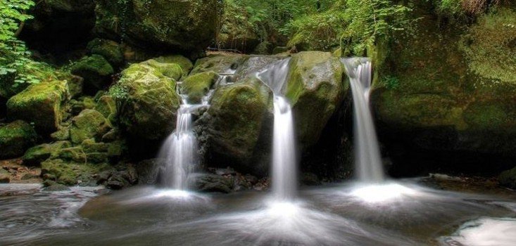 Háromszor rúgtak gyomorba Budapesten!