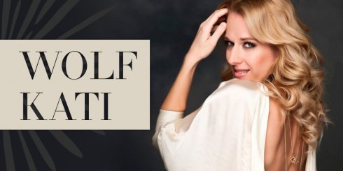 Wolf Kati üzeni Keletről