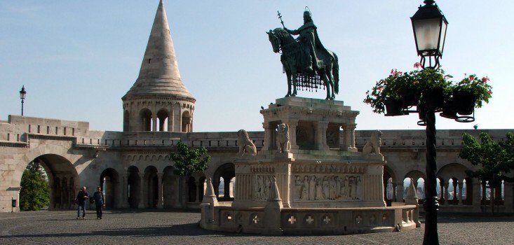 Április 2.-án kezdődik az I. kerületi Szentháromság tér felújítása