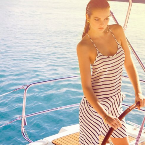 Nagyvilági feltűnés