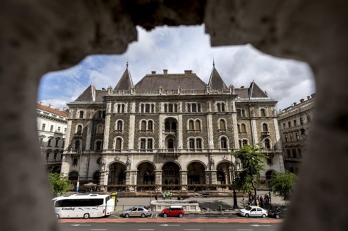 Araboké lett a Balettintézet épülete