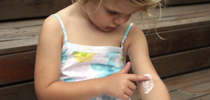 Pikkelysömör: mire figyeljünk nyáron?