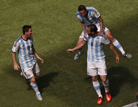 Argentína bejutott az elődöntőbe