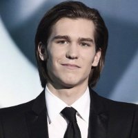 A francia énekes az Eurovíziós Dalfesztivál favoritja? - Stílus, divat, életmód, stílus