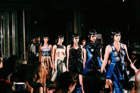 Abodi Dóra a londoni Fashion Week-en debütált