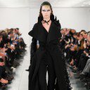 Ezzel a kollekcióval tért vissza John Galliano - Divat & Stílus, divat, életmód, stílus