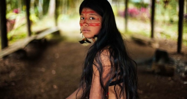 30 gyönyörű fotó nőkről, a világ minden tájáról