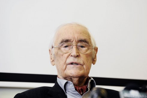 Isten éltesse dr. Czeizel Endre!