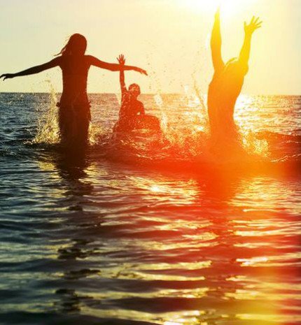 Fluor Tomiék csókos koncerttel készülnek az EFOTT-ra