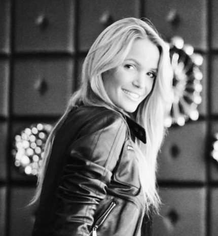 Stílusról, szépségről, divatról Zimány Lindával