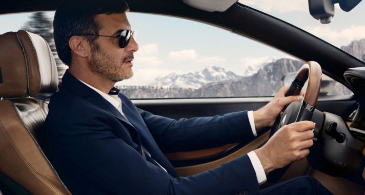 8 tipikus autóvezető, akik az idegeinkre mennek