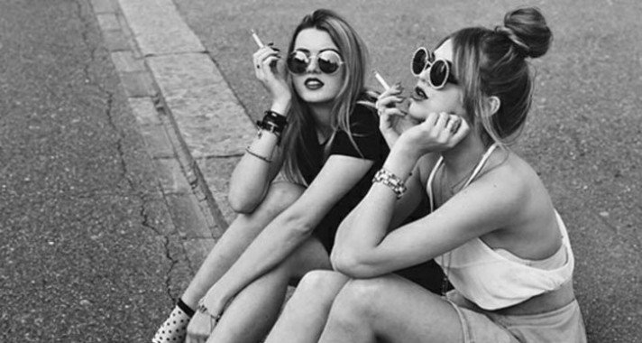 A hamis barátság 10 intő jele