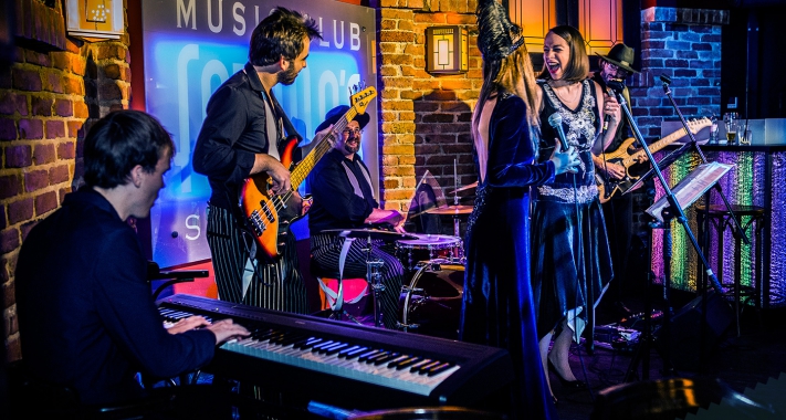 Beindult a Fat Mo’s!