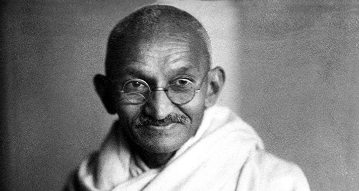Gandhi születésnapján az erőszak ellen