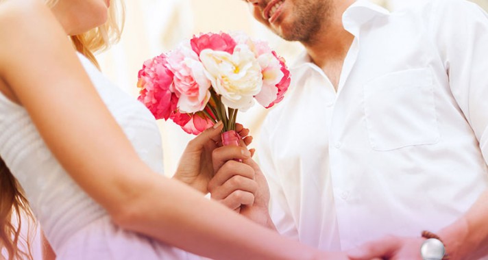 Küldj egy kedves bókot és virágot ingyen! 