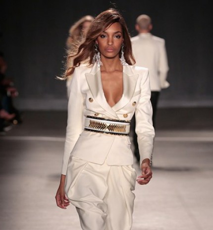 Új sziluettet a nőknek