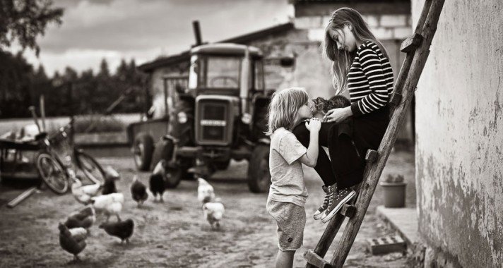 Vidéki gyermekévek