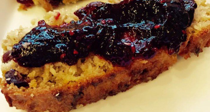 Müzliszelet helyett - áfonyás reggeli müzlikenyér