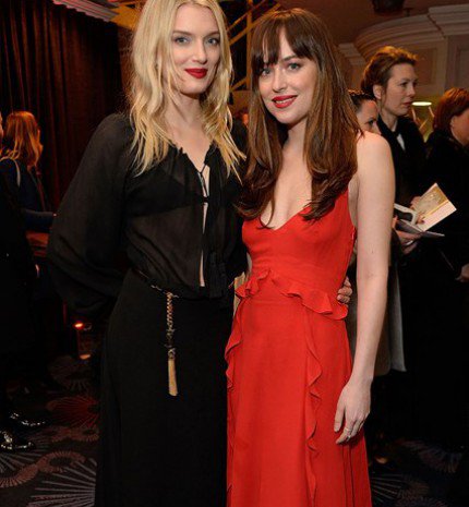 Nézd meg a legszebb ruhákat az idei BAFTA díjátadóról!